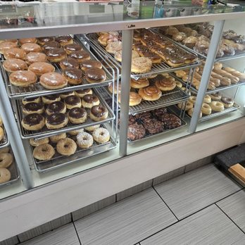 Donut Cafe - Donut - Donuts Near Me - Simi Valley, California