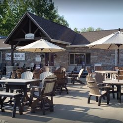 Bennett's Outdoor Living - Storefront