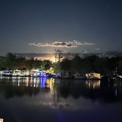 Paradise Park Resort Campground - Full moon over the pond