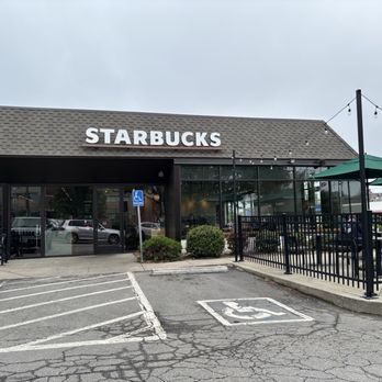 Starbucks - Coffee & Tea Near Me - Kansas City, Missouri Starbucks - Coffee & Tea Near Me - Kansas City, Missouri