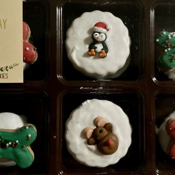 The Dog Bakery - Holiday treats - Pet Stores Near Me - Los Angeles, California The Dog Bakery - Holiday treats - Pet Stores Near Me - Los Angeles, California