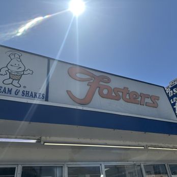 Fosters Freeze - Exterior - Ice Cream & Frozen Yogurt Near Me - Los Angeles, California