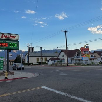sinclair gas station - Signage - Gas Stations Near Me - Bishop, California sinclair gas station - Signage - Gas Stations Near Me - Bishop, California