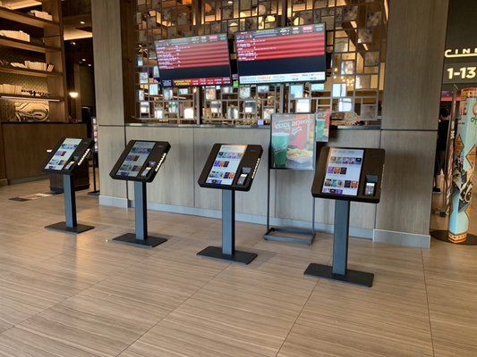 Cinemark Renaissance Marketplace And Xd 175 Photos 190 Reviews Cinema 1355 W Renaissance Pkwy Rialto Ca United States Yelp