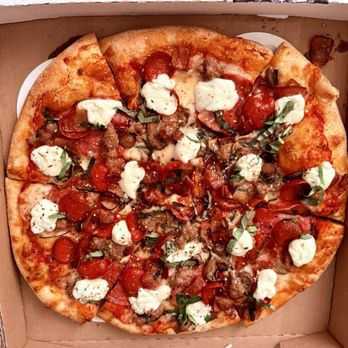Slice House by Tony Gemignani - Salad Near Me - San Francisco, California