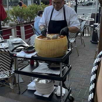 Carbonara - Carbonara Table Style - Italian Near Me - Arlington, Virginia Carbonara - Carbonara Table Style - Italian Near Me - Arlington, Virginia