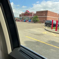 Speedway - Entrance