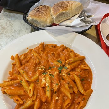 La Familia Katonah - Pizza Near Me - Katonah, New York La Familia Katonah - Pizza Near Me - Katonah, New York
