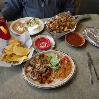 El Charrito - Fantastic! HUGE portions. Shrimp cooked well.  The queso was some of the best weve had! - Mexican Near Me - Mansfield, Ohio
