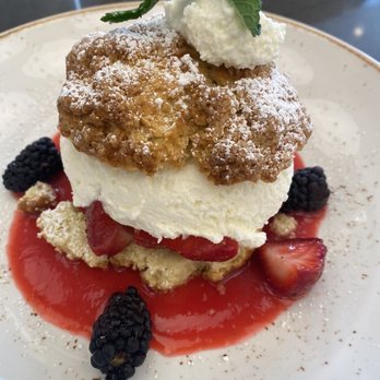 Bistro Verde at Nordstrom - Dessert strawberry shortcake - American Near Me - New York, New York Bistro Verde at Nordstrom - Dessert strawberry shortcake - American Near Me - New York, New York