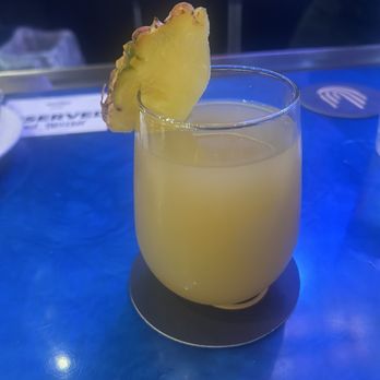 Hard Rock Cafe - Pineapple mimosa - Burgers Near Me - Honolulu, Hawaii Hard Rock Cafe - Pineapple mimosa - Burgers Near Me - Honolulu, Hawaii