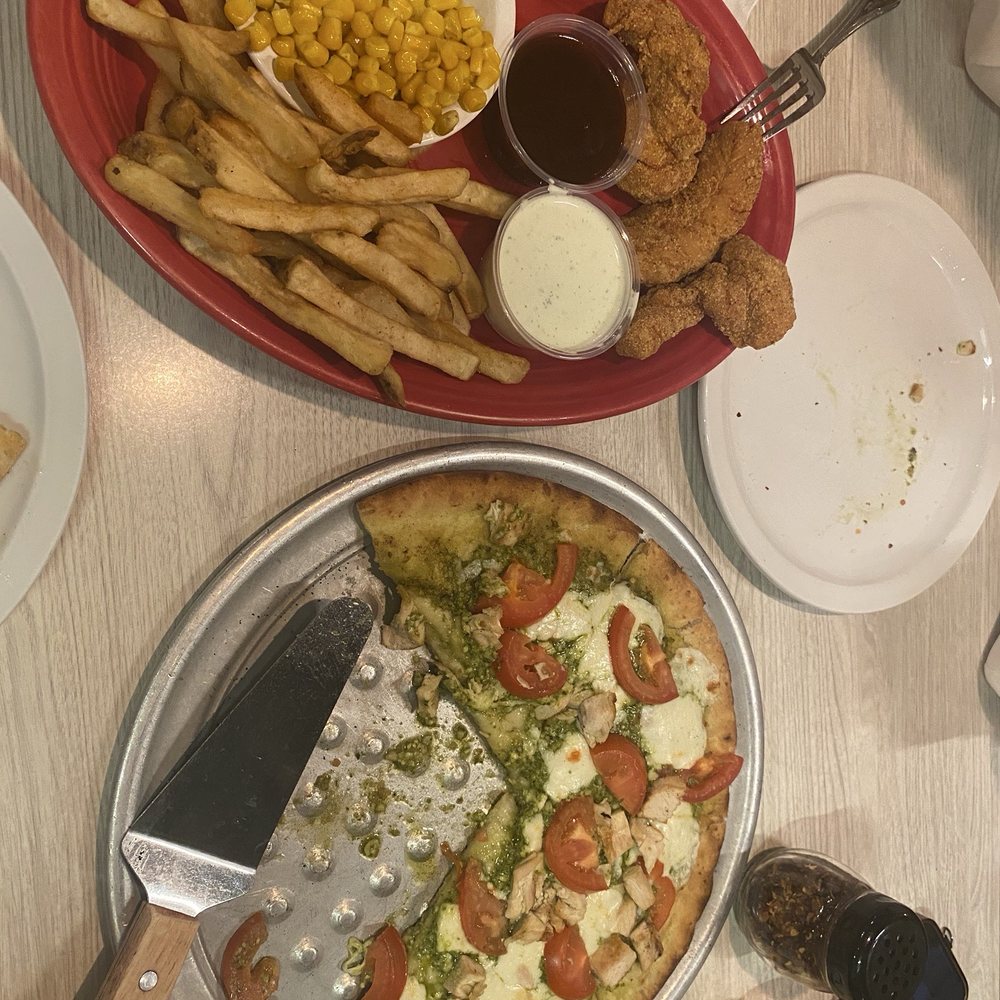 TwoRows Classic Grill - Gluten Free Chicken Pesto Pizza GF Fried Chicken Tenders with fries and corn. - American Near Me - Allen, Texas TwoRows Classic Grill - Gluten Free Chicken Pesto Pizza GF Fried Chicken Tenders with fries and corn. - American Near Me - Allen, Texas