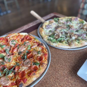 Farrelli's Pizza - Pizza Near Me - Tacoma, Washington