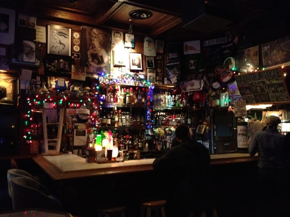pub image