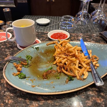 Olio - Fries and steak - Mediterranean Near Me - Toronto, Ontario