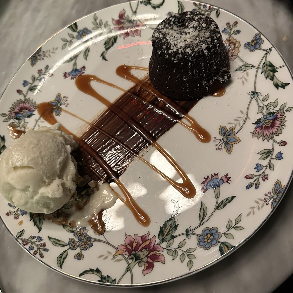 Bar Clementine - Chocolate peanut butter soufflé - Cocktail Bars Near Me - Islip, New York Bar Clementine - Chocolate peanut butter soufflé - Cocktail Bars Near Me - Islip, New York