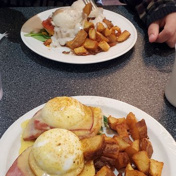Studio One Cafe - down easy eggs benedict and potatoes 3 - Breakfast & Brunch Near Me - Eugene, Oregon