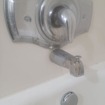 Swiss Alps Inn - Dirty shower handles - Hotels Near Me - Heber City, Utah Swiss Alps Inn - Dirty shower handles - Hotels Near Me - Heber City, Utah