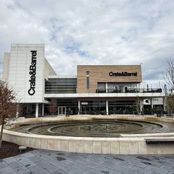 Oakbrook Center - Shopping Centers Near Me - Oak Brook, Illinois