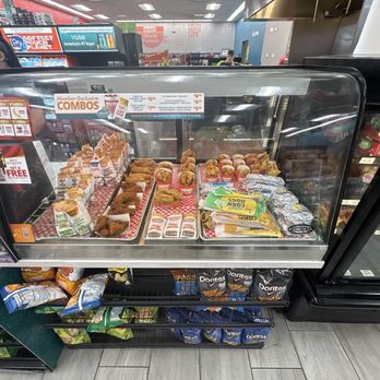 Allsup's Convenience Store - Hot food display - Convenience Stores Near Me - Meridian, Texas