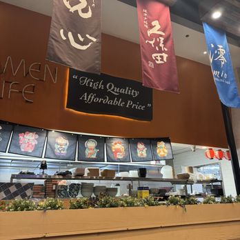Chubby Sushi & Ramen - Inside - Sushi Bars Near Me - Brea, California