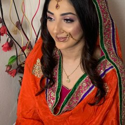 Hair And Makeup By Hina - Beautiful mahndi look with soft makeup