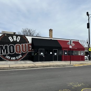 Smoque BBQ - Outside - Barbeque Near Me - Chicago, Illinois Smoque BBQ - Outside - Barbeque Near Me - Chicago, Illinois