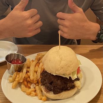 Liberty Street Kitchen - Liberty Burger - Comfort Food Near Me - Pella, Iowa