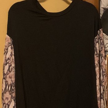 Moxie a sass + class boutique - Shirt (see the lizard print) - Women's Clothing Near Me - Wichita, Kansas Moxie a sass + class boutique - Shirt (see the lizard print) - Women's Clothing Near Me - Wichita, Kansas