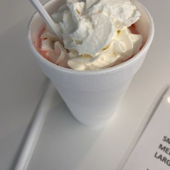 Ice Cream Please - Strawberry milkshake - Ice Cream & Frozen Yogurt Near Me - Hudson, Florida