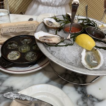 Le Diplomate - Escargot and Half Shelf of Mussels - Brasseries Near Me - Washington, DC, District of Columbia