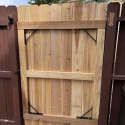 Jeremy’s Fences, Decks & Handyman - Replaced gate
