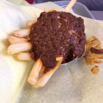 Original Tommy's - Chilli cheese fries - Burgers Near Me - Barstow, California