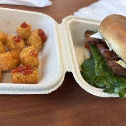 Brisket burger with egg, lettuce and tomato Brisket burger with egg, lettuce and tomato
