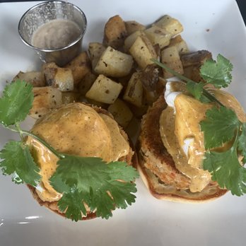 Savanna Restaurant - Breakfast & Brunch Near Me - Chicago, Illinois