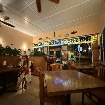 Moon & Turtle - Restaurant - Seafood Near Me - Hilo, Hawaii