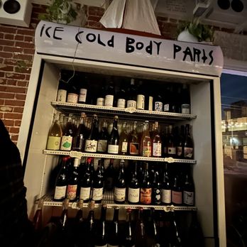 Dudley Market - Cute! - Wine Bars Near Me - Venice, California