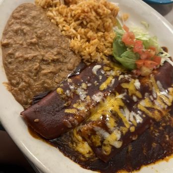 Chuy's - Red Chile enchiladas with cheese - Mexican Near Me - Shenandoah, Texas