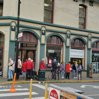 Pagliacci's - Waiting line around the block! - Seafood Near Me - Victoria, British Columbia Pagliacci's - Waiting line around the block! - Seafood Near Me - Victoria, British Columbia