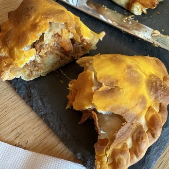 Stockwell Cellars - Empanadas - Wine Tasting Room Near Me - Santa Cruz, California Stockwell Cellars - Empanadas - Wine Tasting Room Near Me - Santa Cruz, California