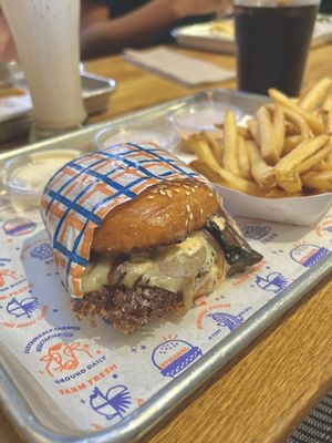 Super Duper Burgers by null