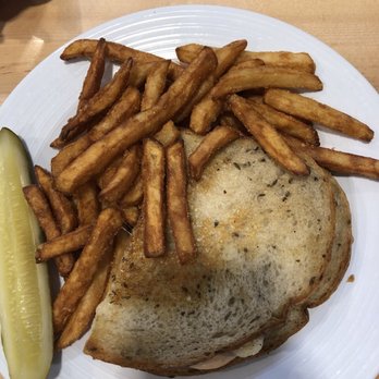 Gateway Market - Grocery Near Me - Des Moines, Iowa Gateway Market - Grocery Near Me - Des Moines, Iowa