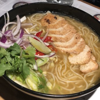 wagamama - Prudential - Chili chicken Ramen - Asian Fusion Near Me - Boston, Massachusetts
