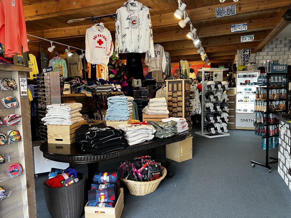 MOUNTAIN SPORTS HAUS Updated September 2024 31 Photos 10240 US