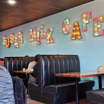 Sugar Milk Cafe - cute interior! - Breakfast & Brunch Near Me - Naperville, Illinois Sugar Milk Cafe - cute interior! - Breakfast & Brunch Near Me - Naperville, Illinois