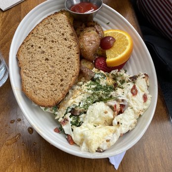 Kitchen Story - Primavera Scramble - Breakfast & Brunch Near Me - Oakland, California