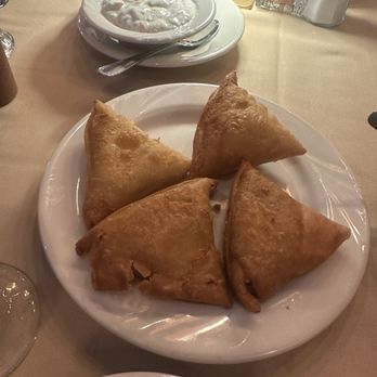 Mirchi Indian Cuisine - Vegetable Samosa (2 Pieces) (Vegan) - Indian Near Me - Newbury Park, California Mirchi Indian Cuisine - Vegetable Samosa (2 Pieces) (Vegan) - Indian Near Me - Newbury Park, California