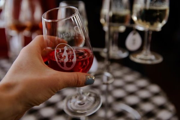 Peninsula Cellars by null