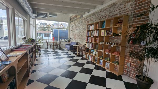 Timbre Books by null