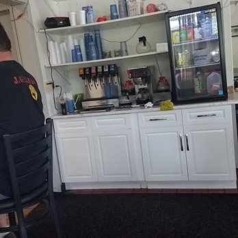Rick's On 5 - American Near Me - Wallingford, Connecticut